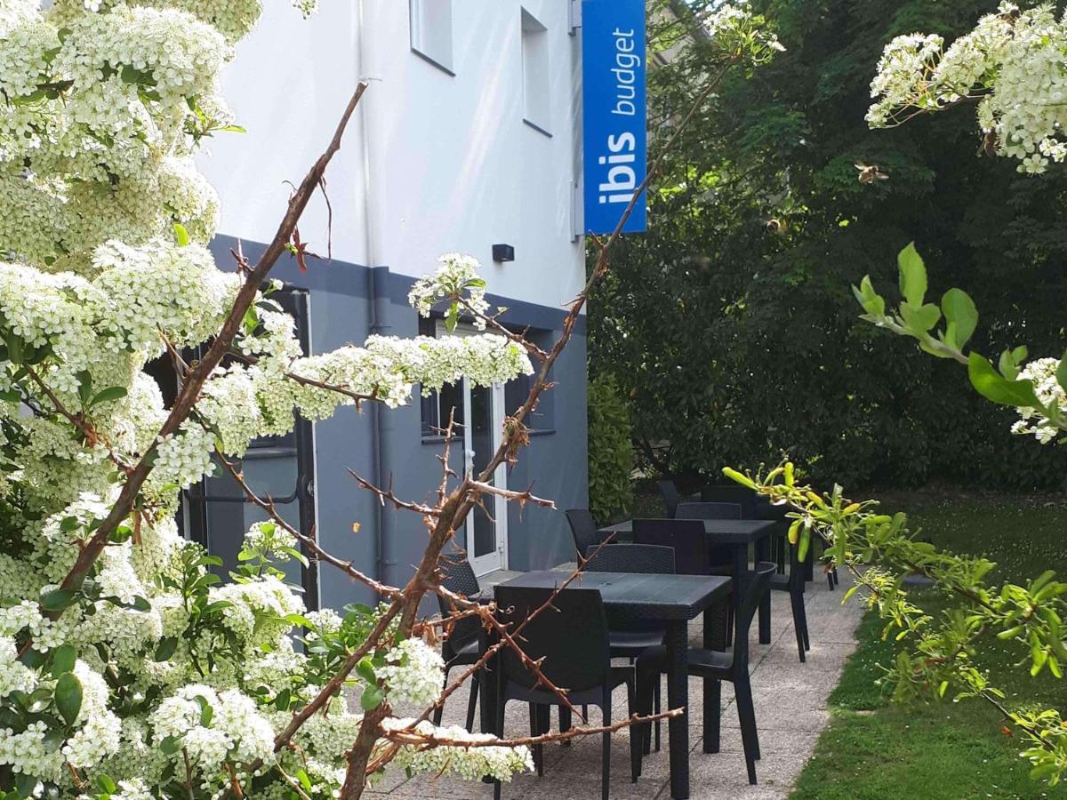 Ibis Budget Versailles Chateau Saint Cyr L'Ecole Εξωτερικό φωτογραφία